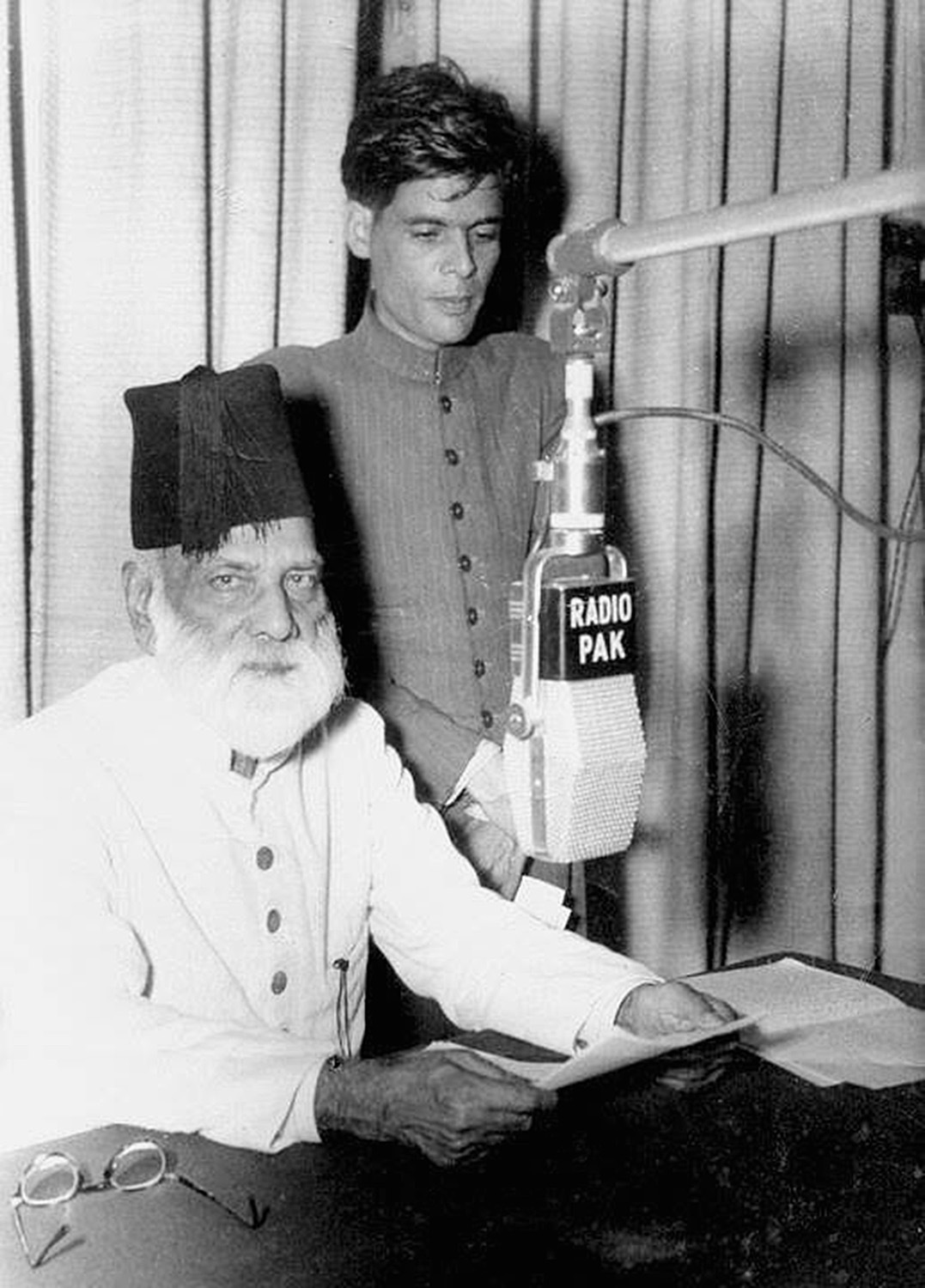 ʻAbdulḥaq in the studio of Radio Pakistan